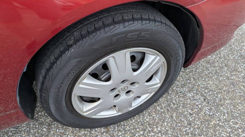 2005 Toyota Corolla LE