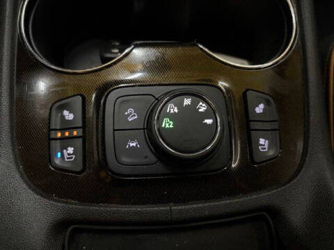 2022 GMC Acadia AT4