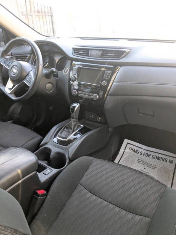 2020 Nissan Rogue SL