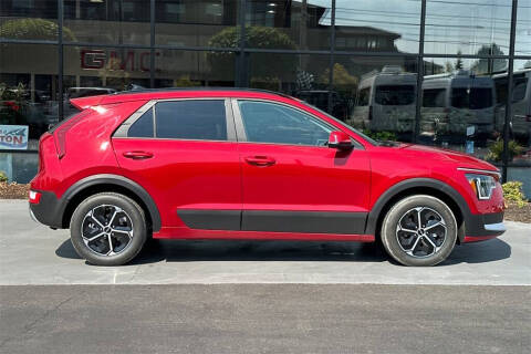 2025 Kia Niro EX