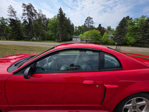 2004 Ford Mustang GT Deluxe