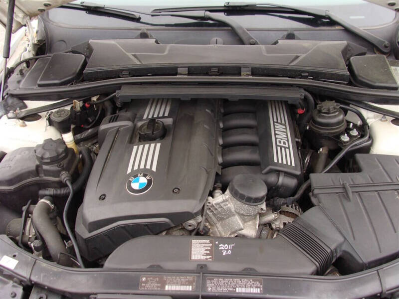 2011 BMW 3 Series 328i