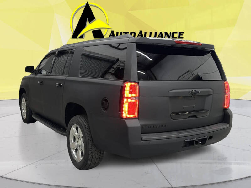 2017 Chevrolet Suburban LT