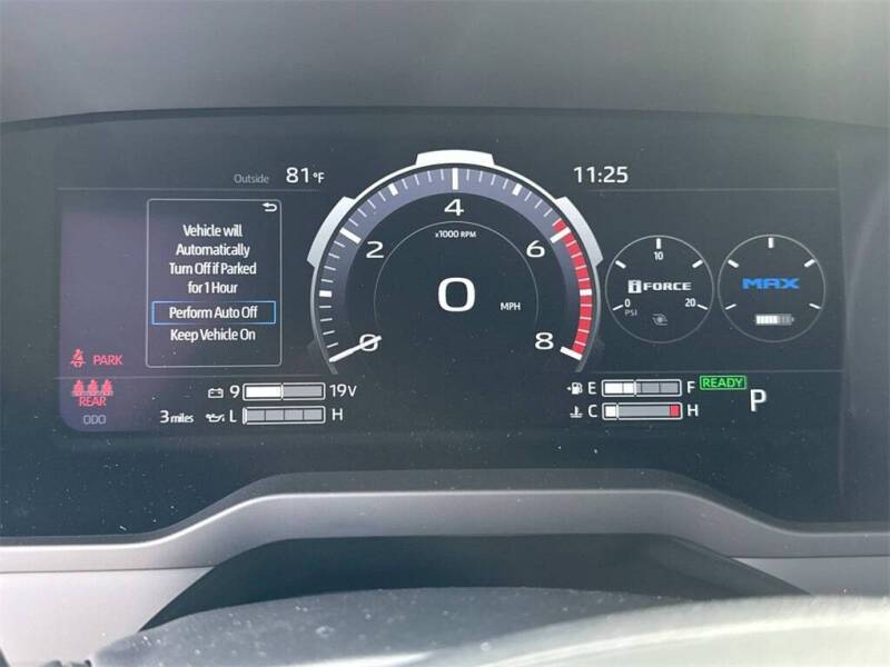 2025 Toyota Tundra Limited HV