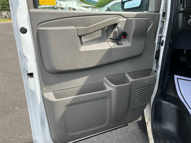 2017 Chevrolet Express 2500