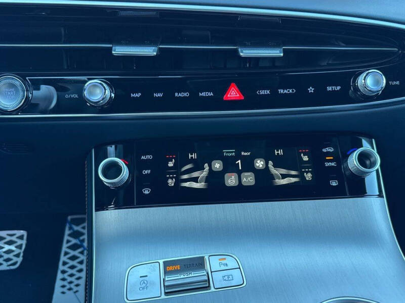 2026 Genesis GV70 3.5T Sport Advanced