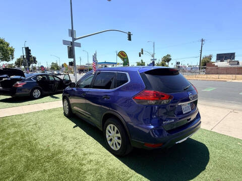2017 Nissan Rogue S