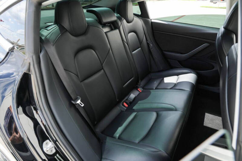 2019 Tesla Model 3 Mid Range