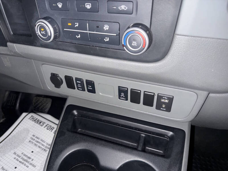 2019 Nissan NV 2500 HD SV