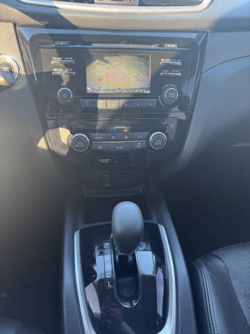 2016 Nissan Rogue SV