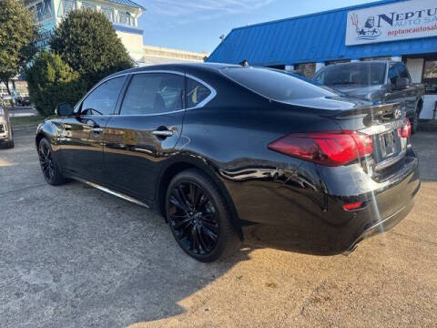 2017 Infiniti Q70L 3.7