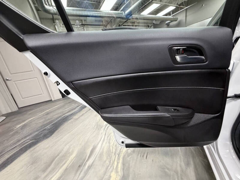 2019 Acura ILX w/Premium