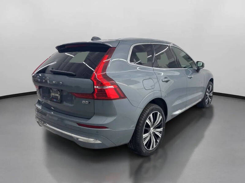 2022 Volvo XC60 B5 Inscription