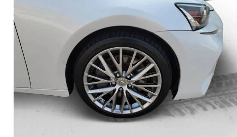 2017 Lexus IS 200t