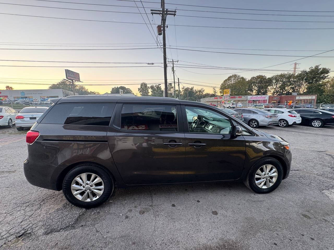 2017 Kia Sedona for sale at Green Ride LLC in NASHVILLE, TN