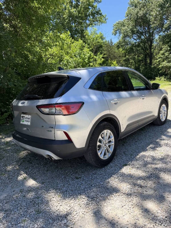 2020 Ford Escape SE