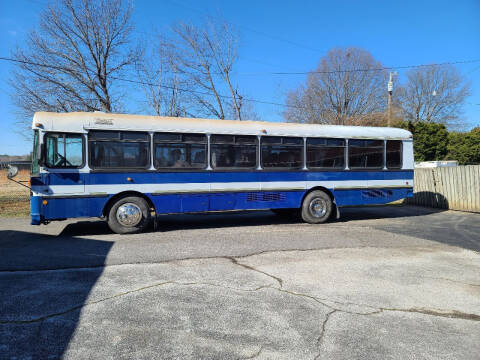 2005 Thomas Built Buses 44 Passenger