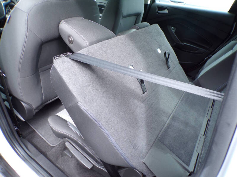 2017 Ford C-MAX Hybrid SE