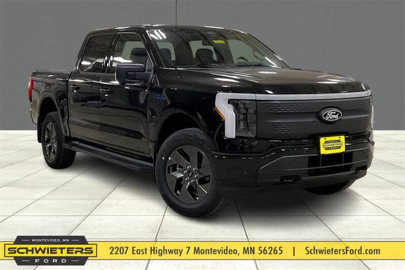 2025 Ford F-150 Lightning Flash's photo