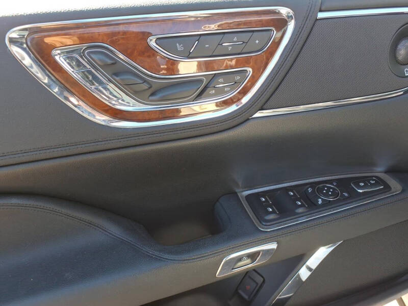 2020 Lincoln Continental Reserve