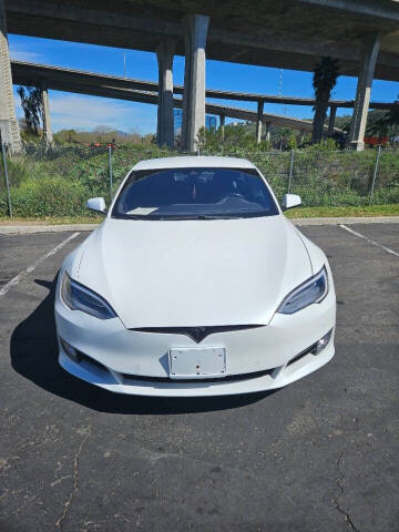 2016 Tesla Model S 90D
