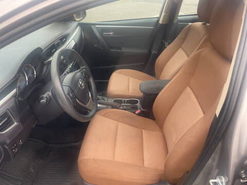 2016 Toyota Corolla LE