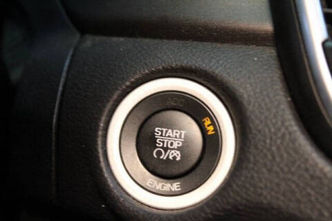 2016 Chrysler 200 LX