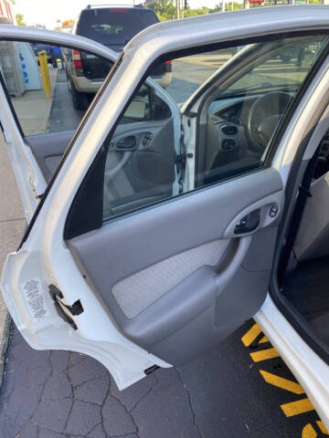 2003 Ford Focus ZX5