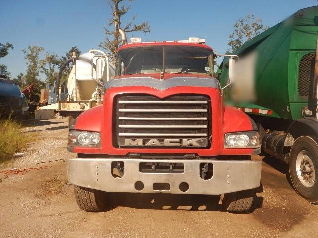 2008 Mack Granite GU713