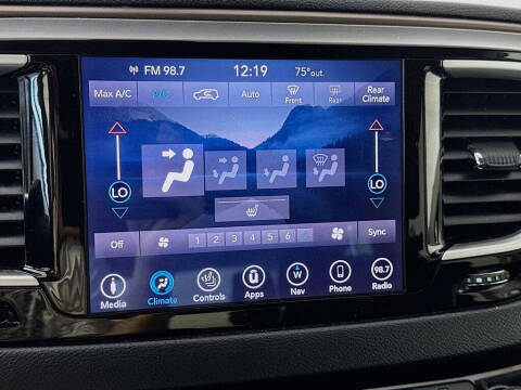2018 Chrysler Pacifica Touring L