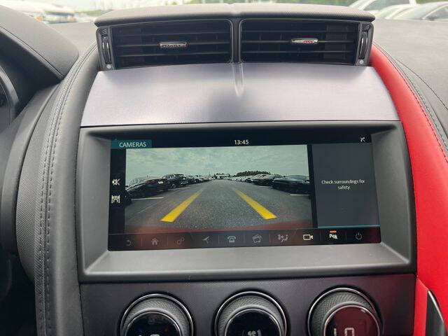 2019 Jaguar F-TYPE P300