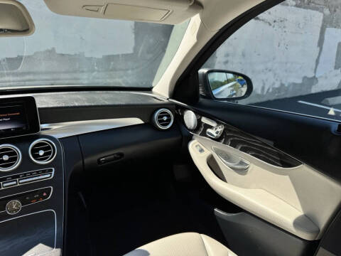 2017 Mercedes-Benz C-Class