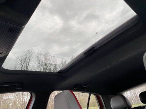 2025 Volkswagen Golf GTI SE