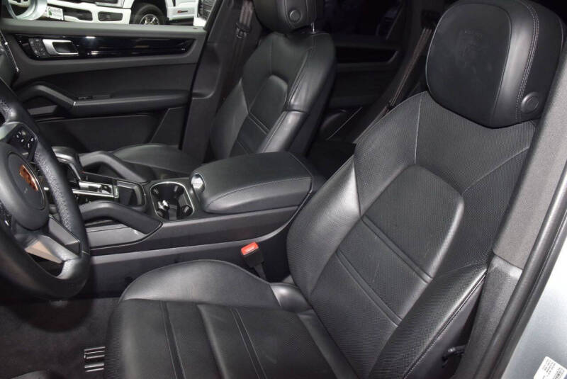 2022 Porsche Cayenne