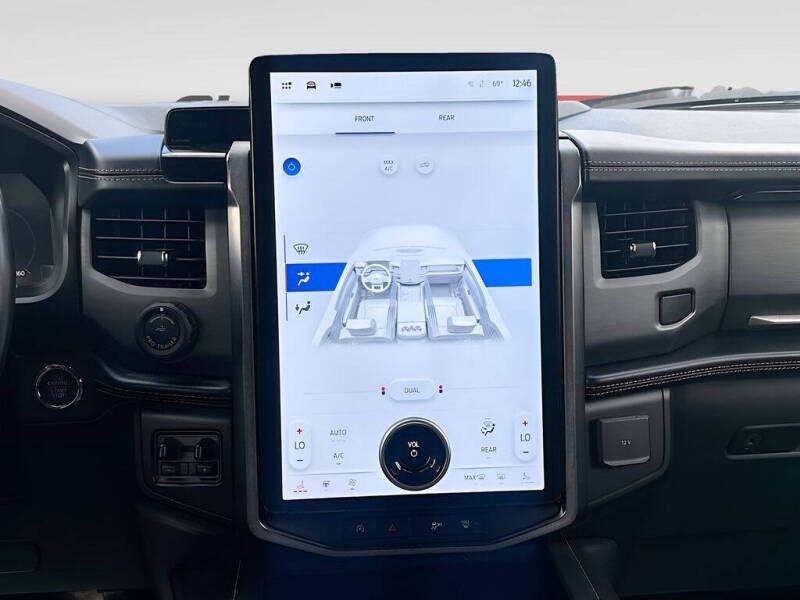 2023 Ford Expedition Platinum