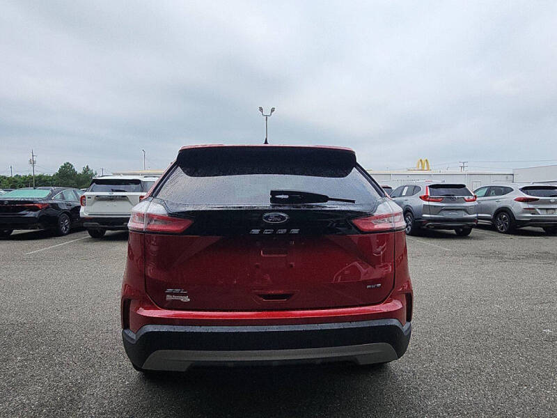 2022 Ford Edge SEL