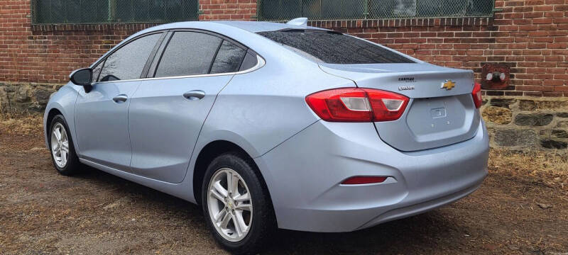 2017 Chevrolet Cruze LT Auto