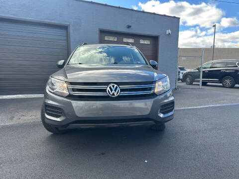 2015 Volkswagen Tiguan S 4Motion