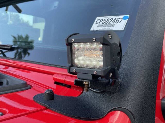 2021 Jeep Gladiator Willys