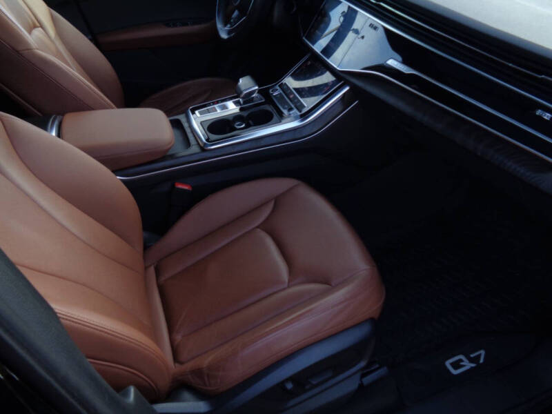 2021 Audi Q7 quattro Premium 55 TFSI