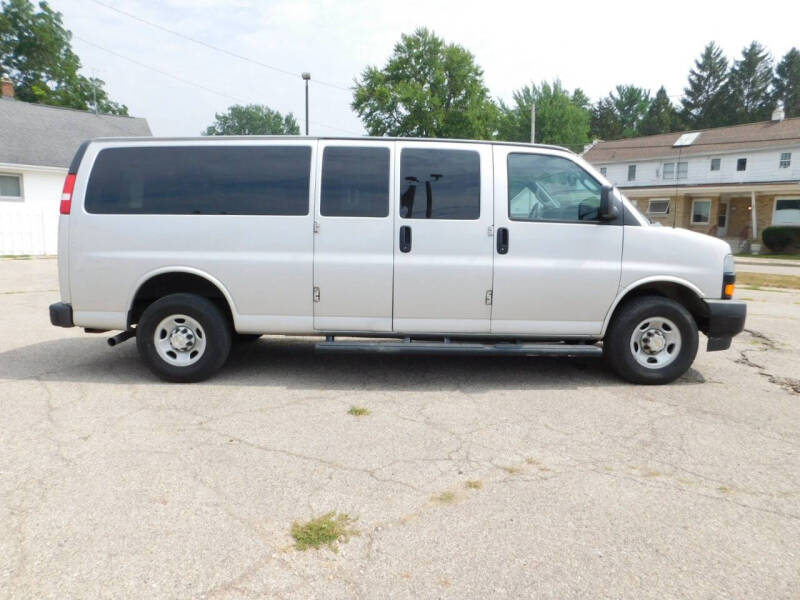 2021 Chevrolet Express LS 3500