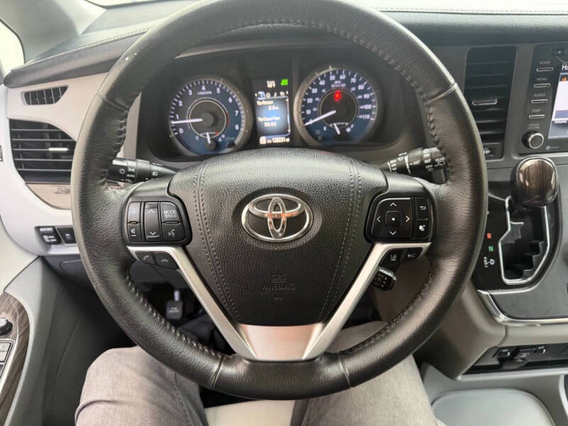 2018 Toyota Sienna