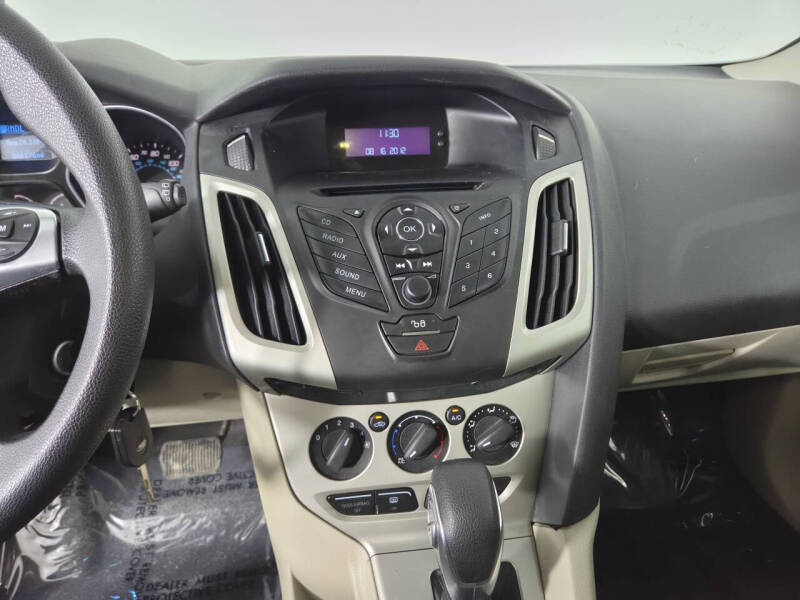 2012 Ford Focus SE