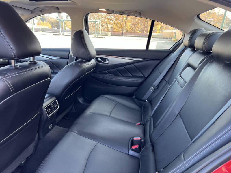 2022 Infiniti Q50 Luxe