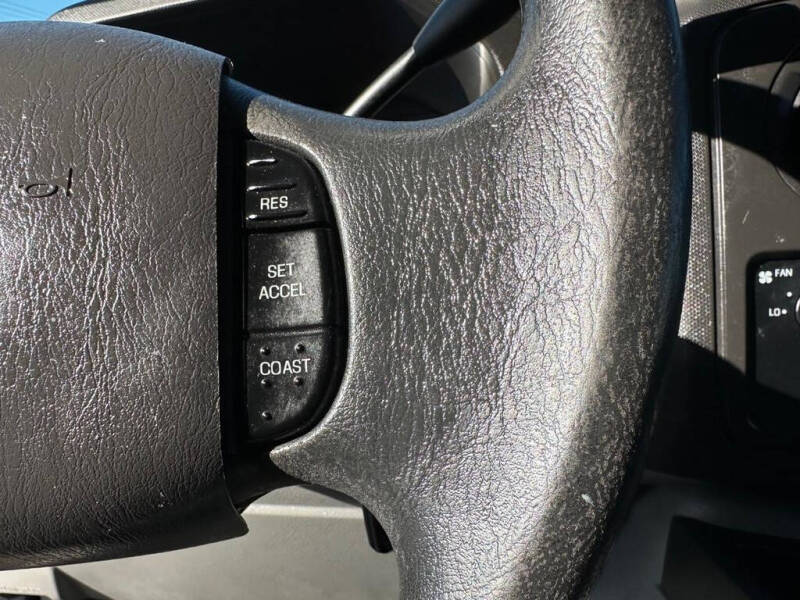 2019 Ford E-Series E-450 SD