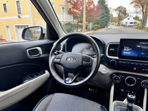 2023 Hyundai Venue Limited