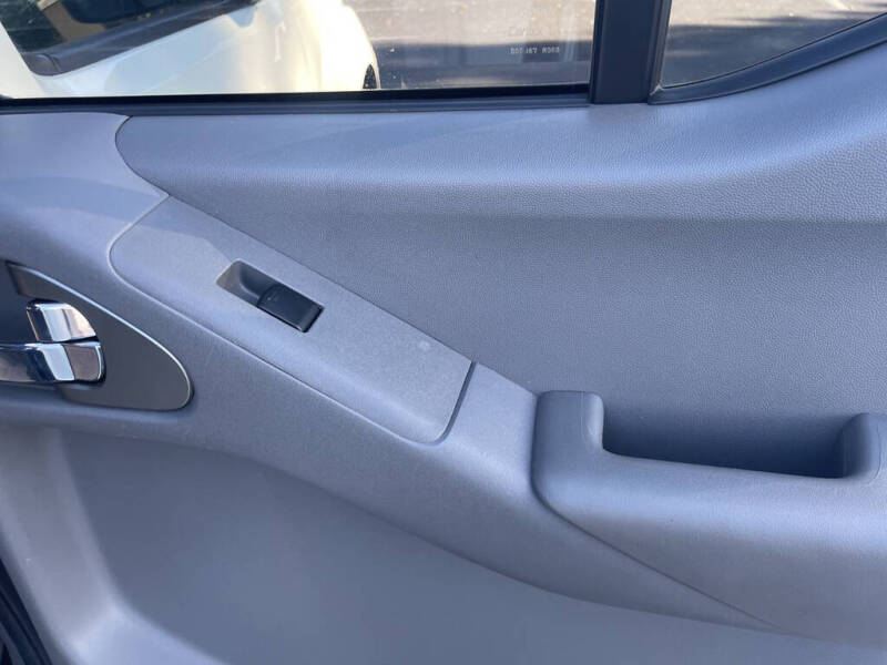 2019 Nissan Frontier SV