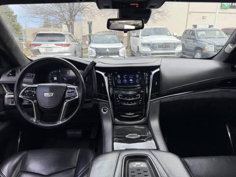 2017 Cadillac Escalade ESV Platinum