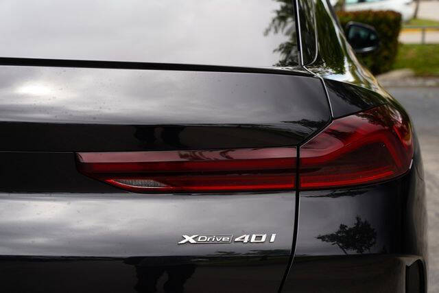 2022 BMW X6 xDrive40i