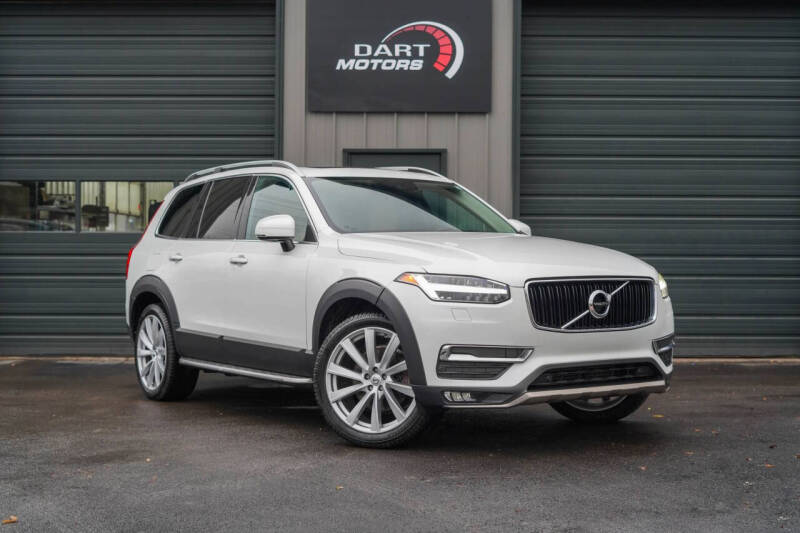 2016 Volvo XC90 T6 Momentum